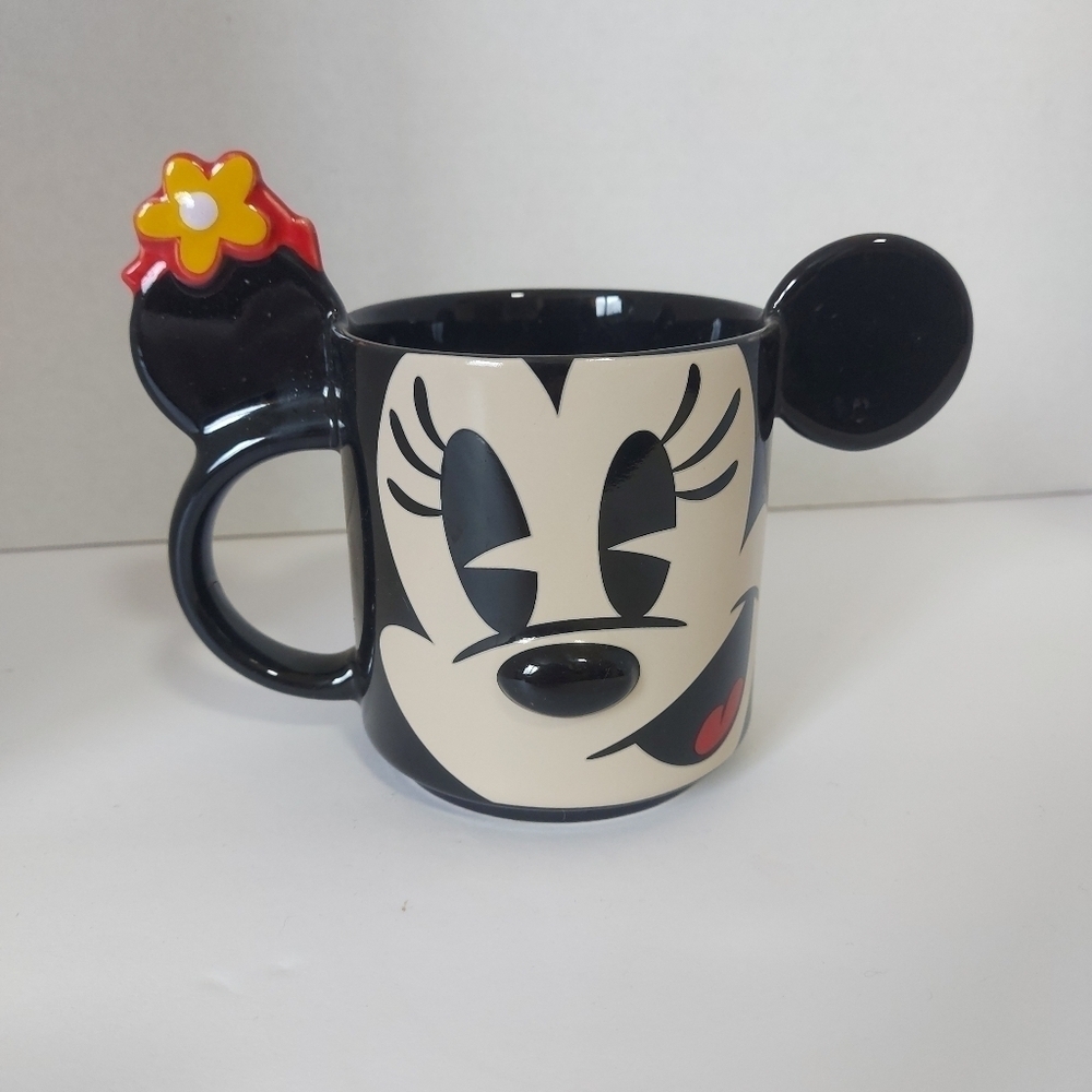Disney Mini mouse coffee mug